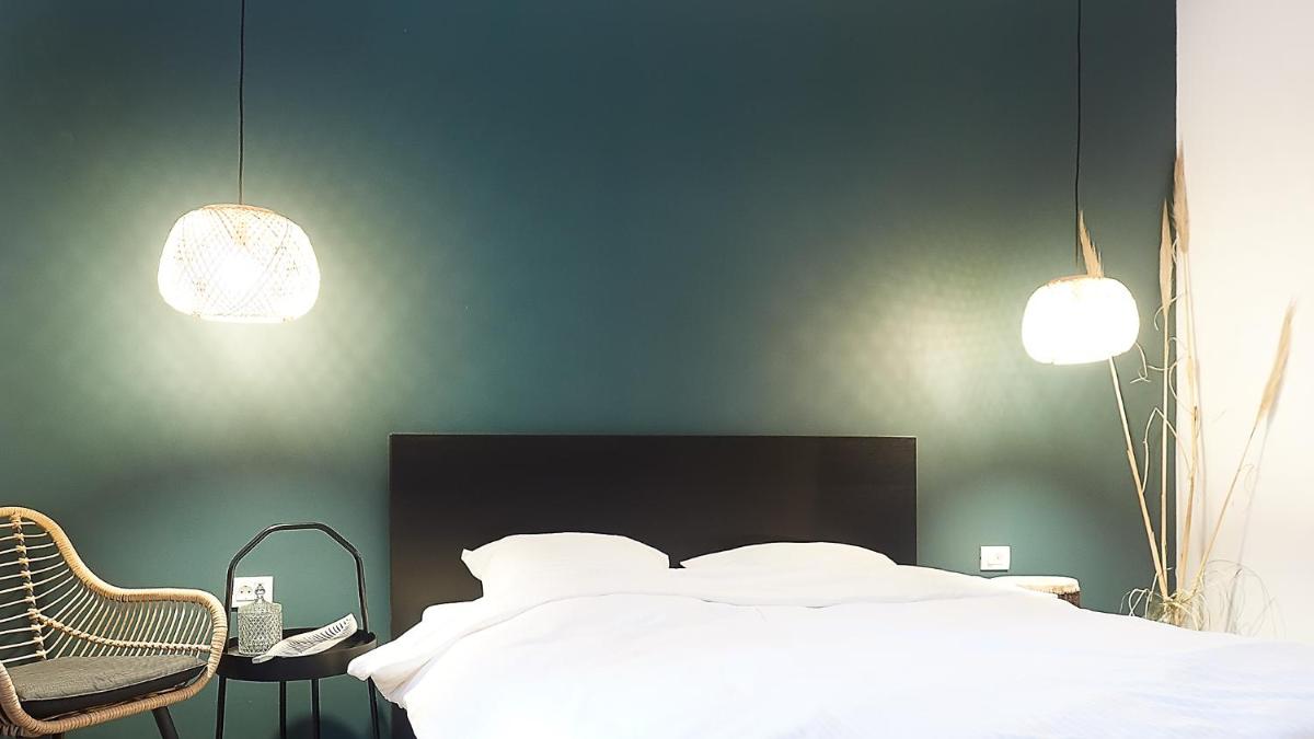 ZOR ZON studios - Housity