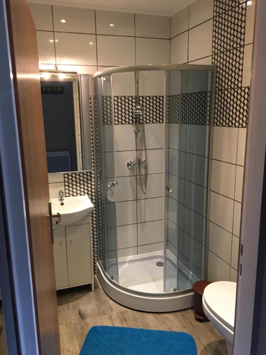 White Garden - Housity