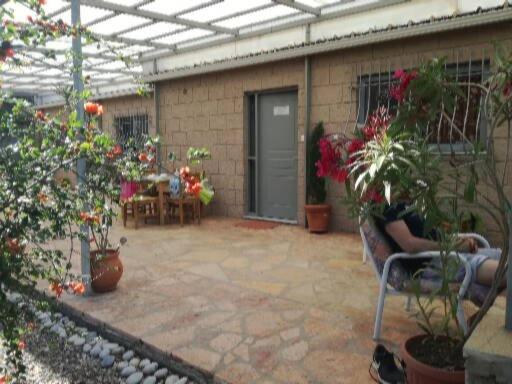 Sunny holiday home - Housity