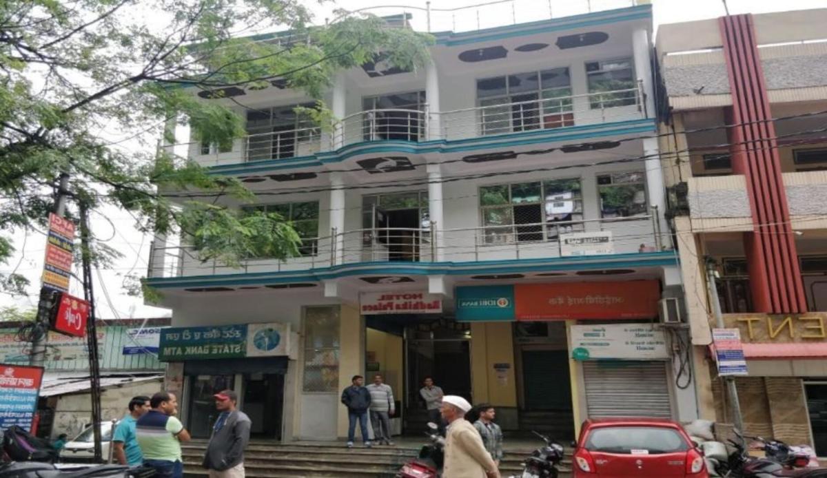 Hotel Radhika Palace - Housity