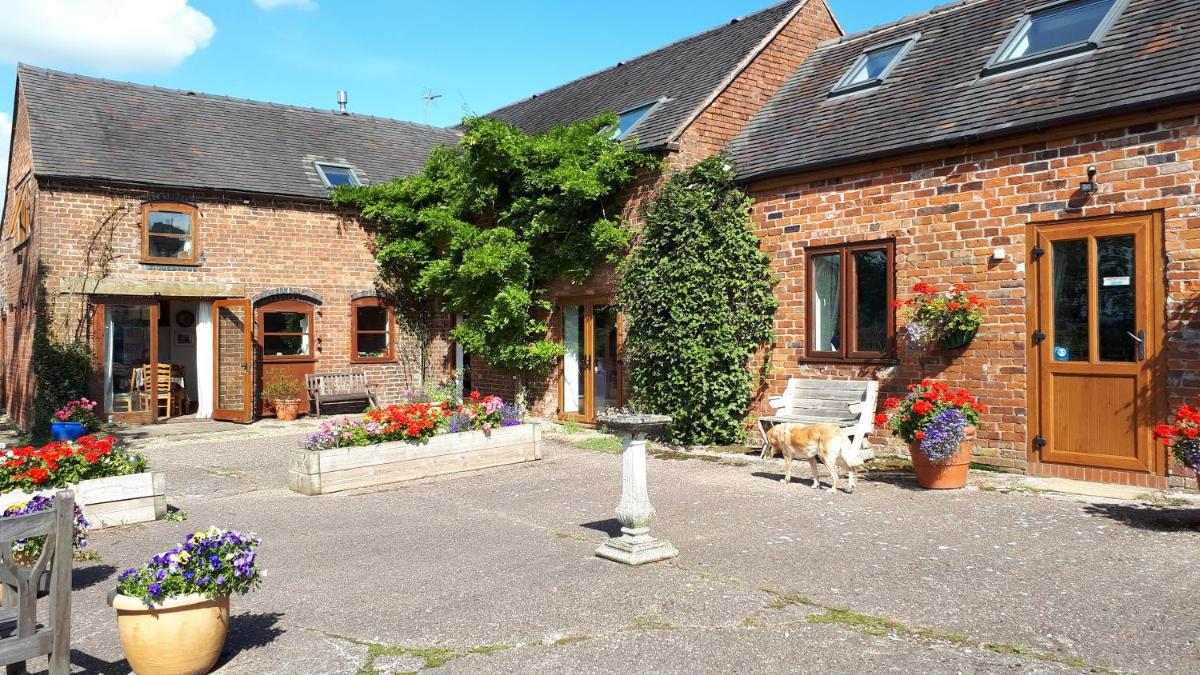 Little Barn Highfields Farm - Housity