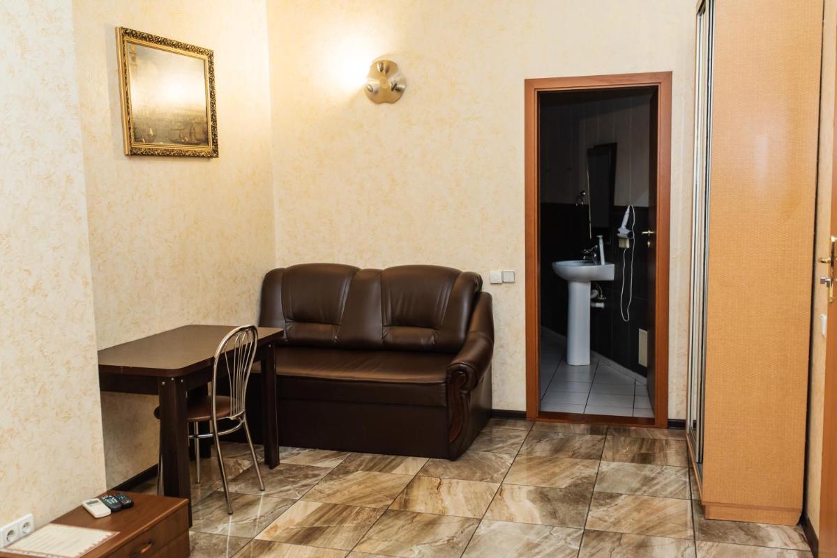 Suitetrails - Mini Hotel Smak