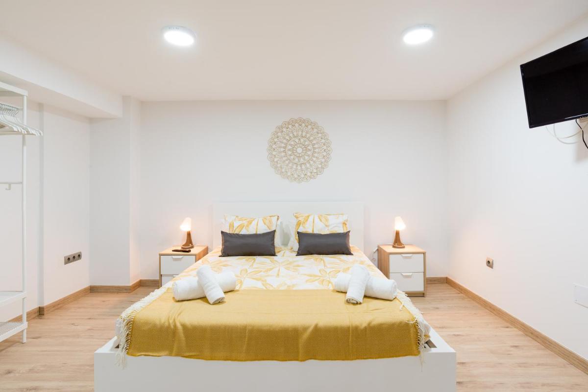 Duplex Cienfuegos II & old town by ELE Apartments - Housity
