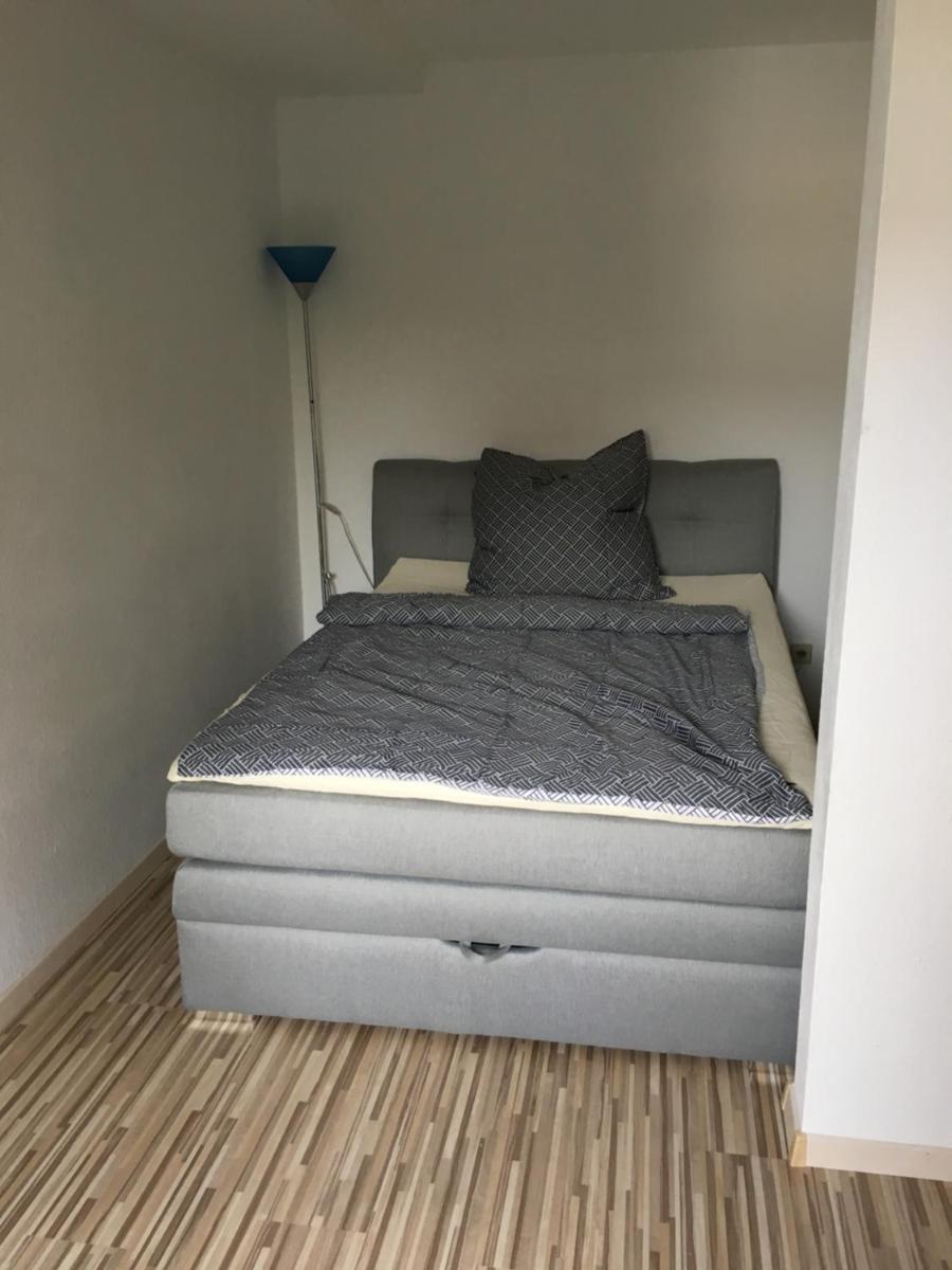 Sindel Living Luxurious 1 Bed room Business Apt near Daimler - Housity