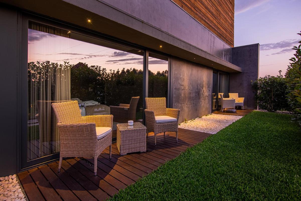 Uma área de estar em Quinta do Pedregal Hotel & Spa