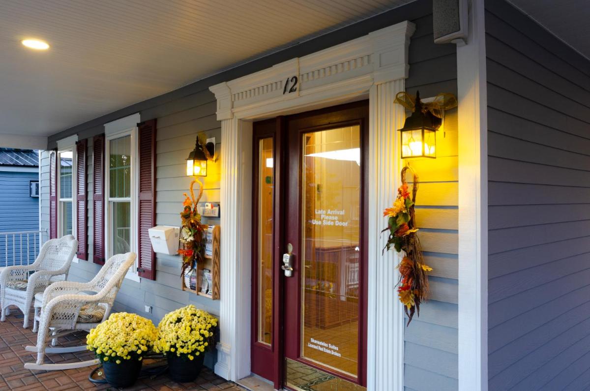 Skaneateles Suites Boutique Hotel - Housity