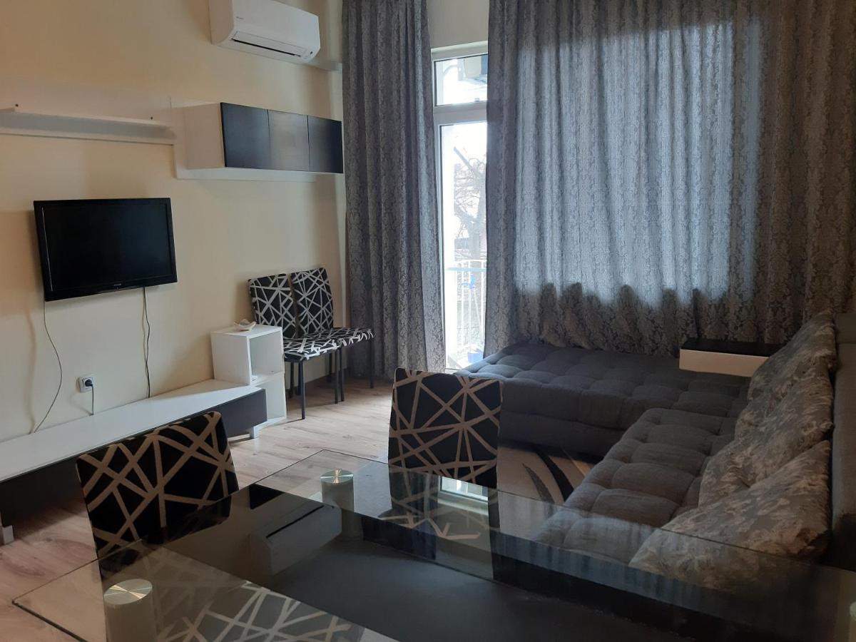 Best Location - Housity