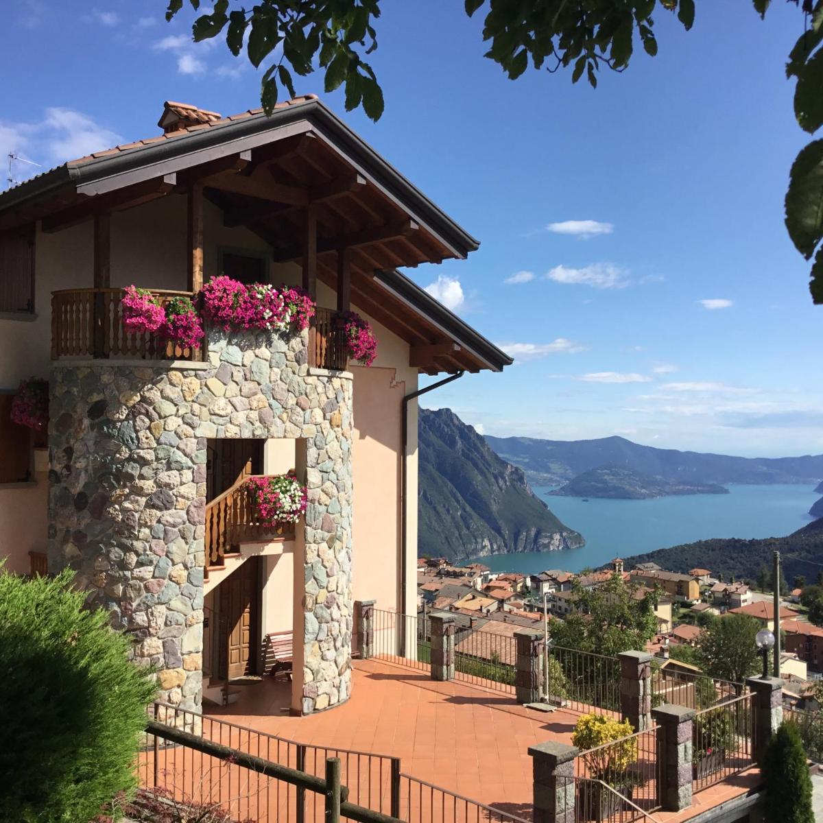 Home Iseo Lake - Housity