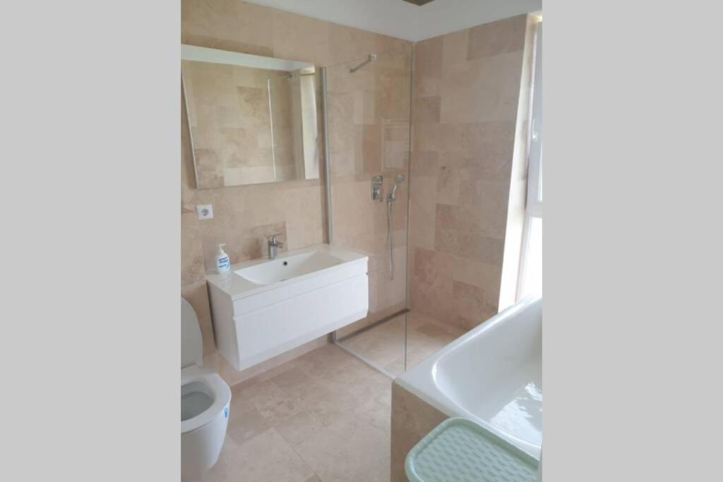 Suitetrails - Garden Leisure Apartments Brasov