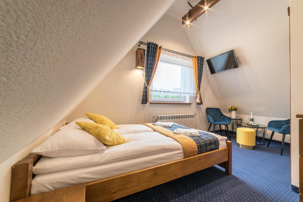 Gościniec Grandel - Housity