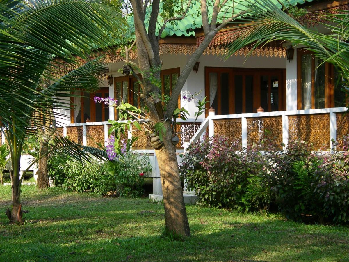 Ruen Thai Rim Haad - Housity