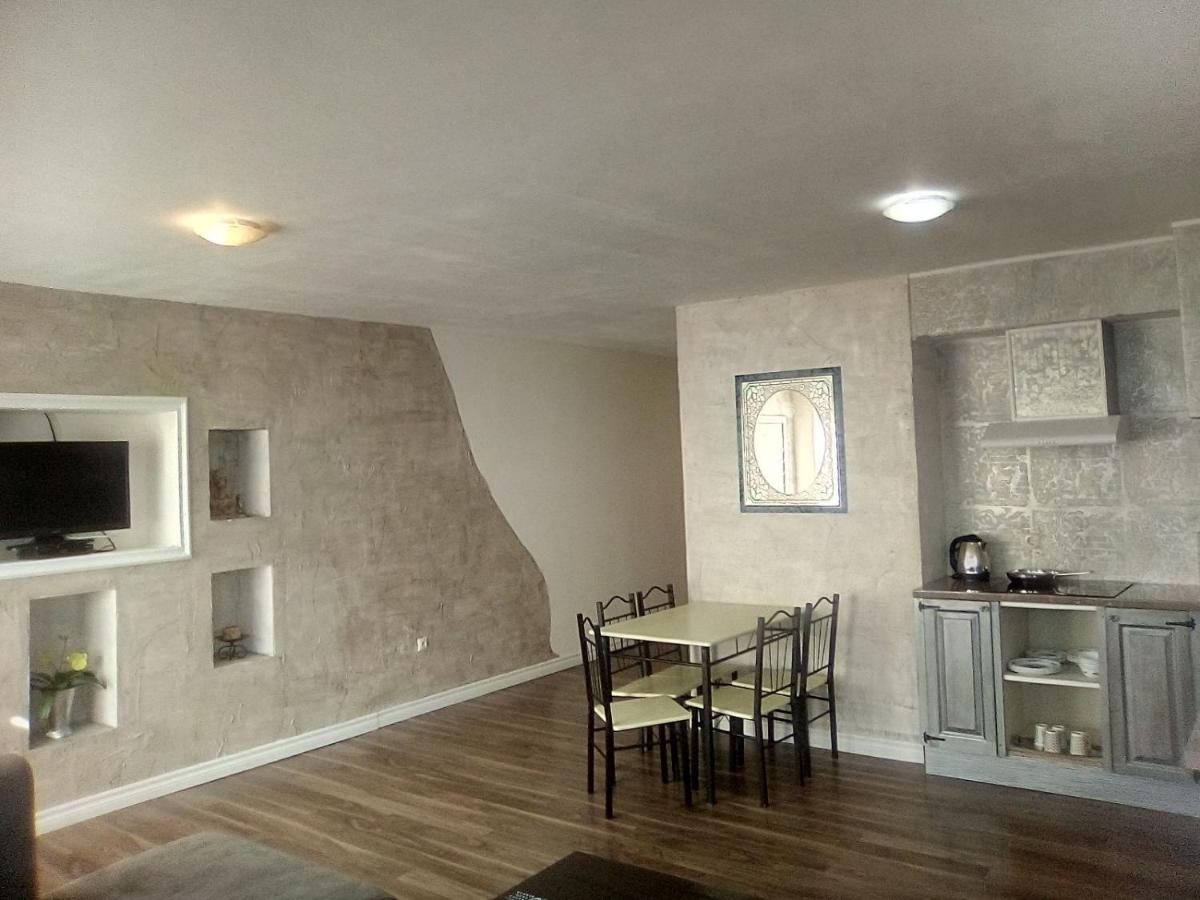 Apartments Stefanov in Byala - Housity