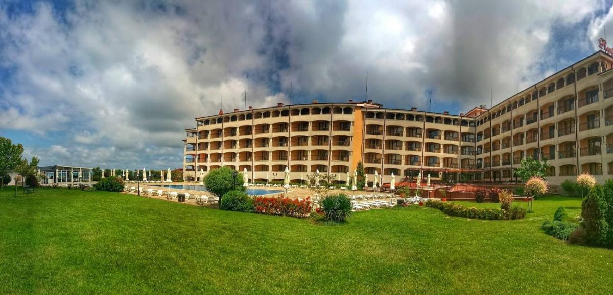 Aparthotel Regina Mare - Housity