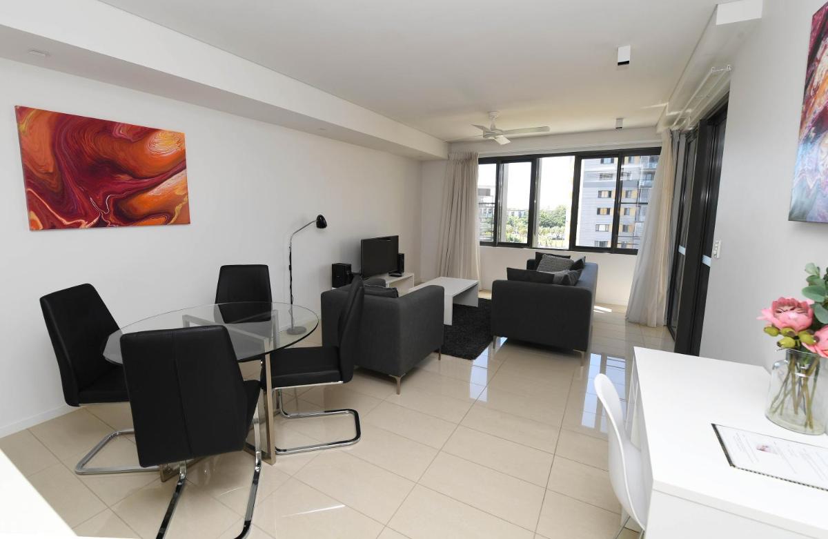 WATERFRONT DARWIN TROPICAL DELIGHT - Housity