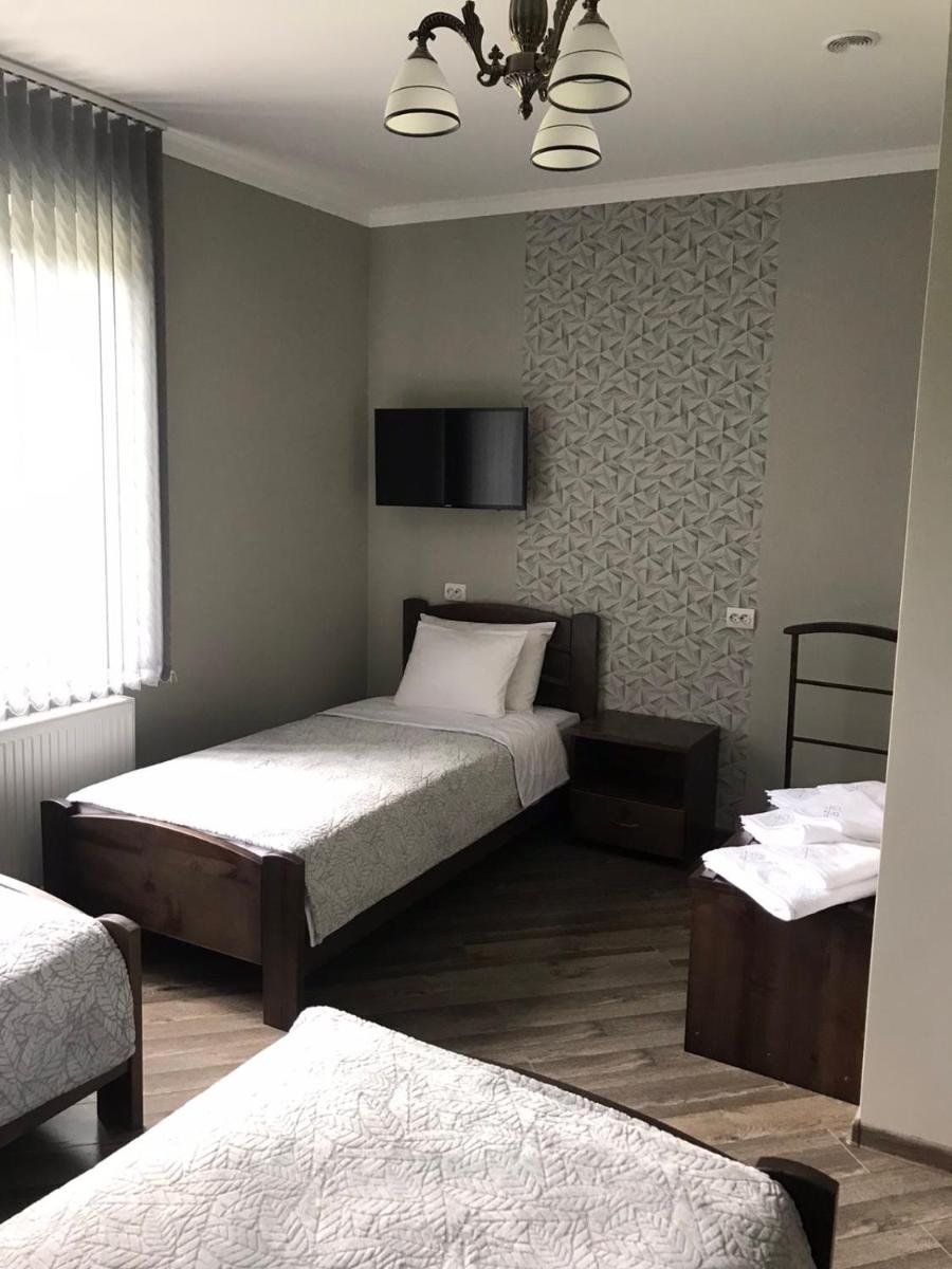 Gray Hotel - Housity