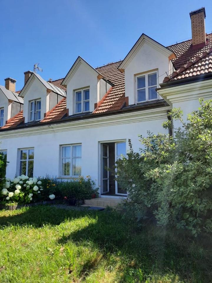 Stadnina Koni Nad Wigrami - Housity