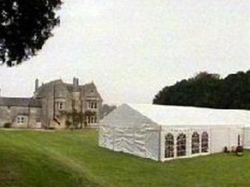 Burcombe Manor - Housity