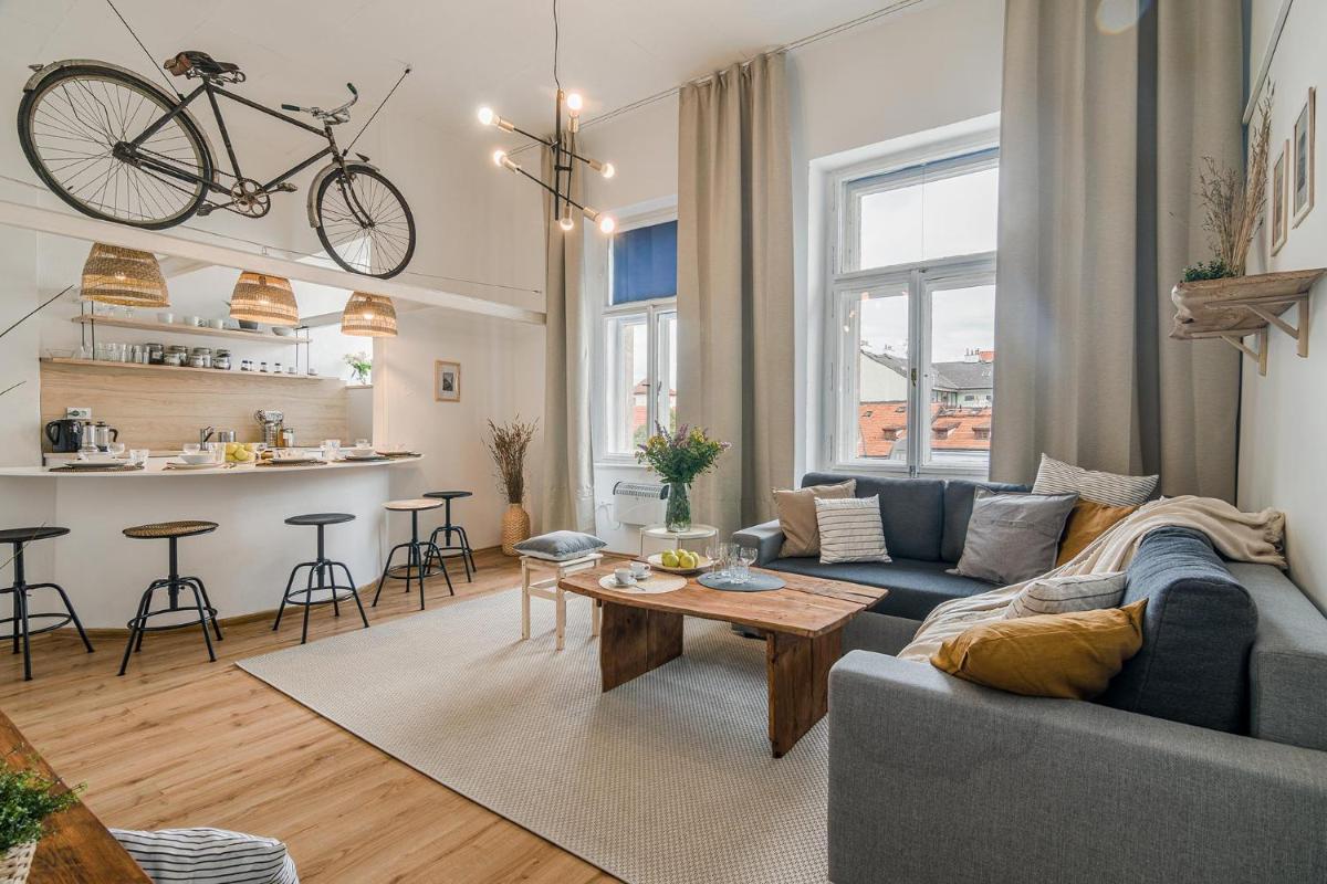 Historic Centre Prague Apartments by Michal&Friends - Housity