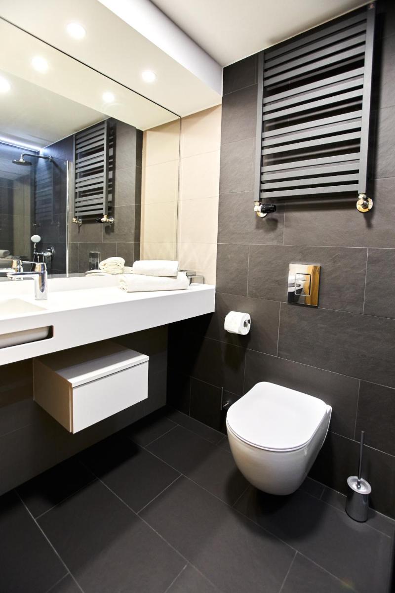 OKRA RESORT & SPA - Housity