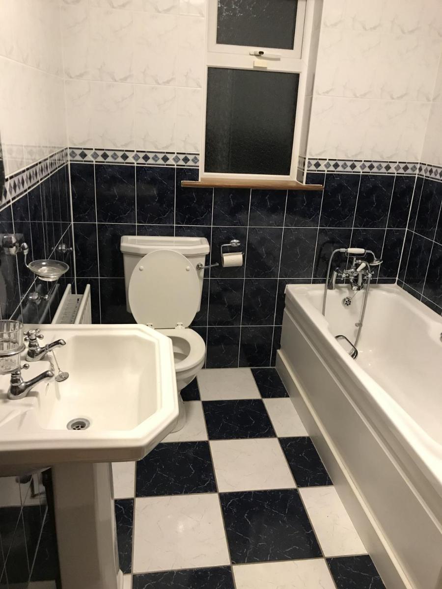Dillon's Cottage - Housity