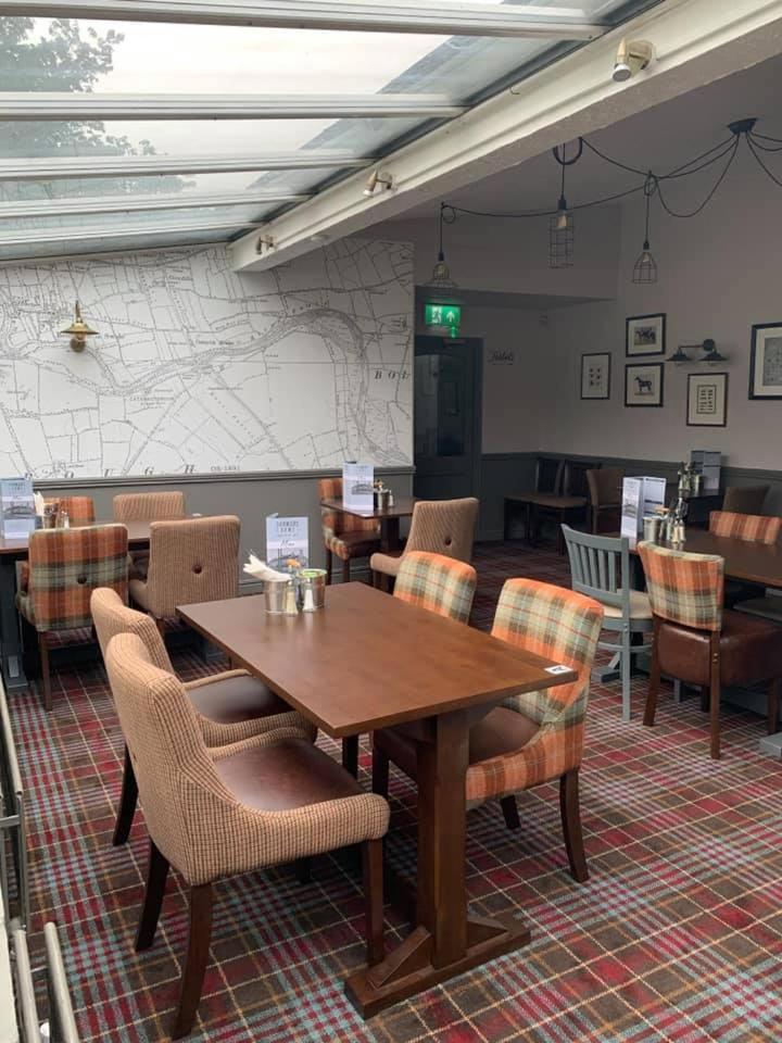 The Farmers Arms Inns - Housity