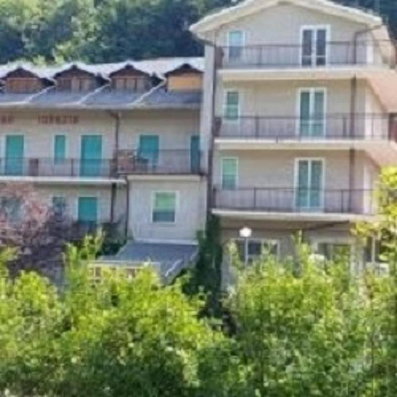 Hotel Topazio - Housity