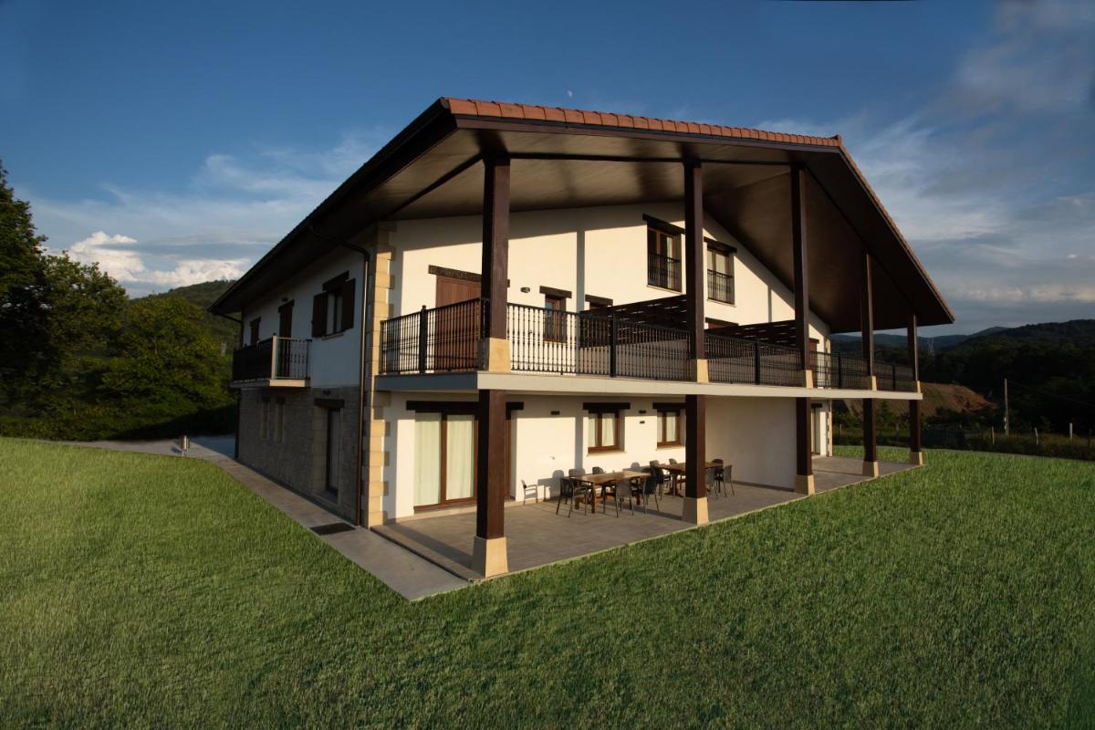 Agroturismo BASITEGI - Housity
