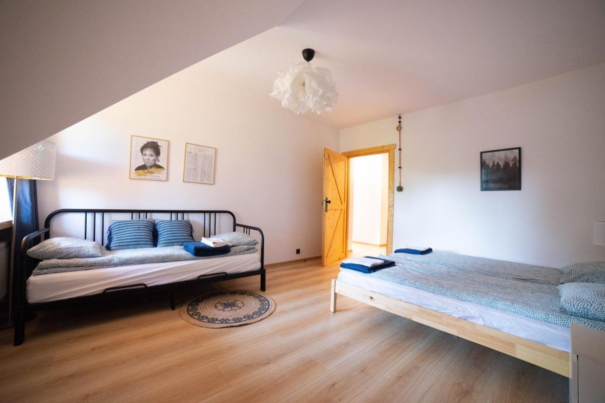 Letnisko Rozwarowo 2 - Housity