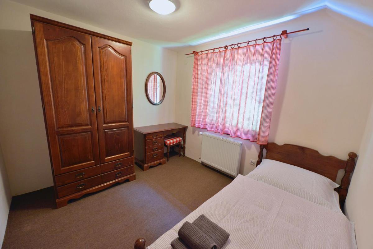 Holiday Home Davča - Housity