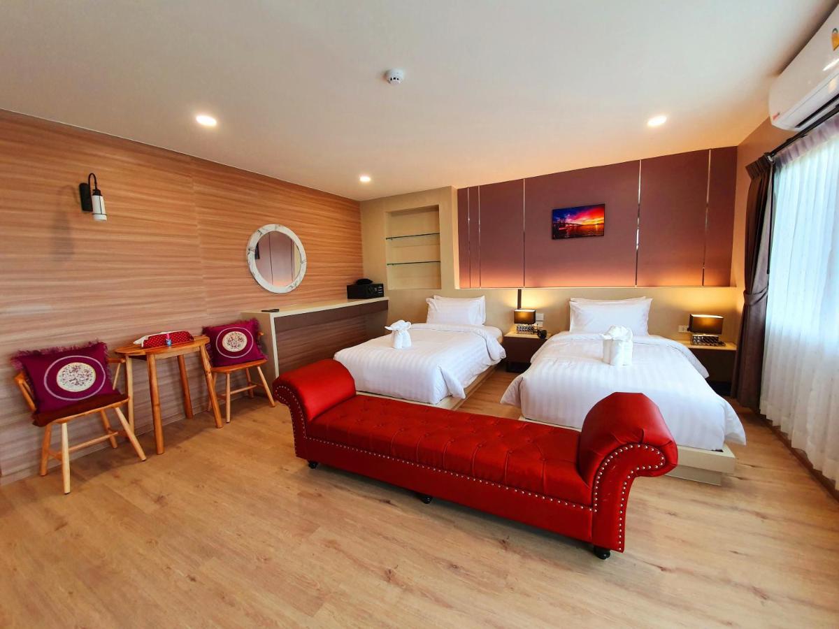 USABAI Riverside Boutique Hotel - Housity