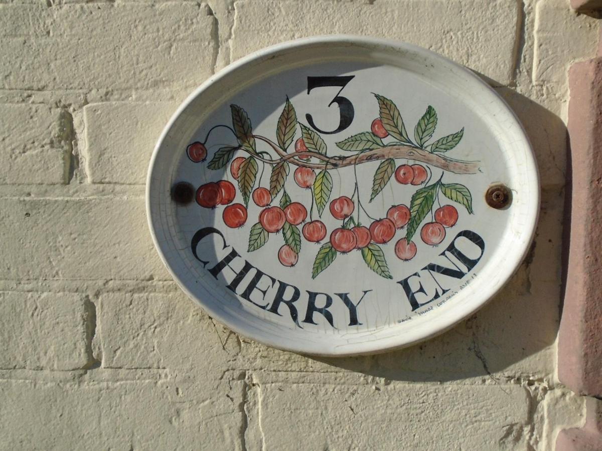 Cherry End Bed and Breakfast - Housity