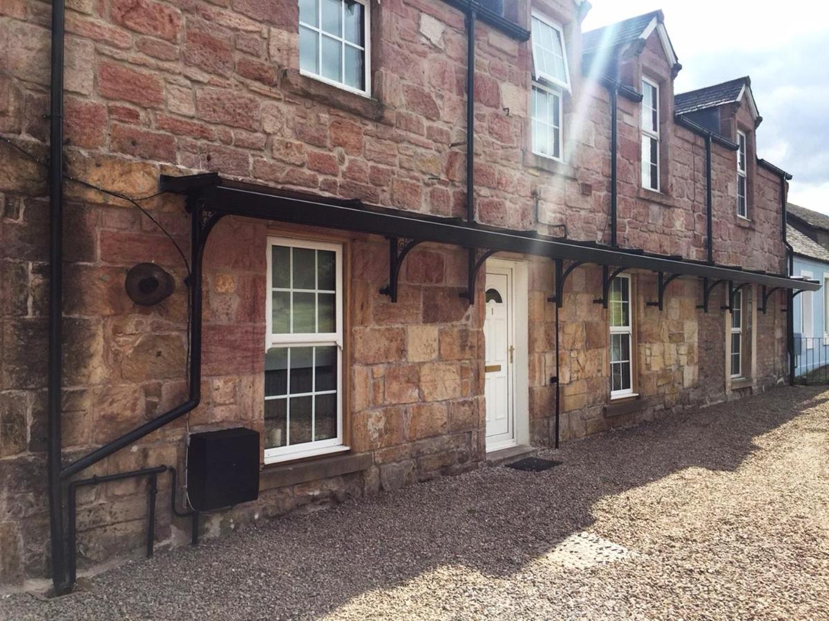 The Clacks Rustic Abode - Housity