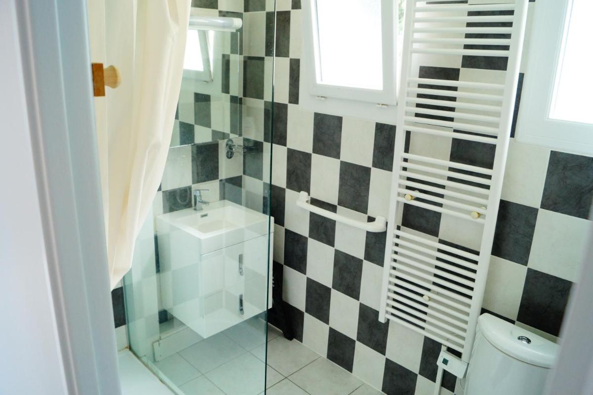 Gite One Luchon appartement 6 pers ou plus - Housity