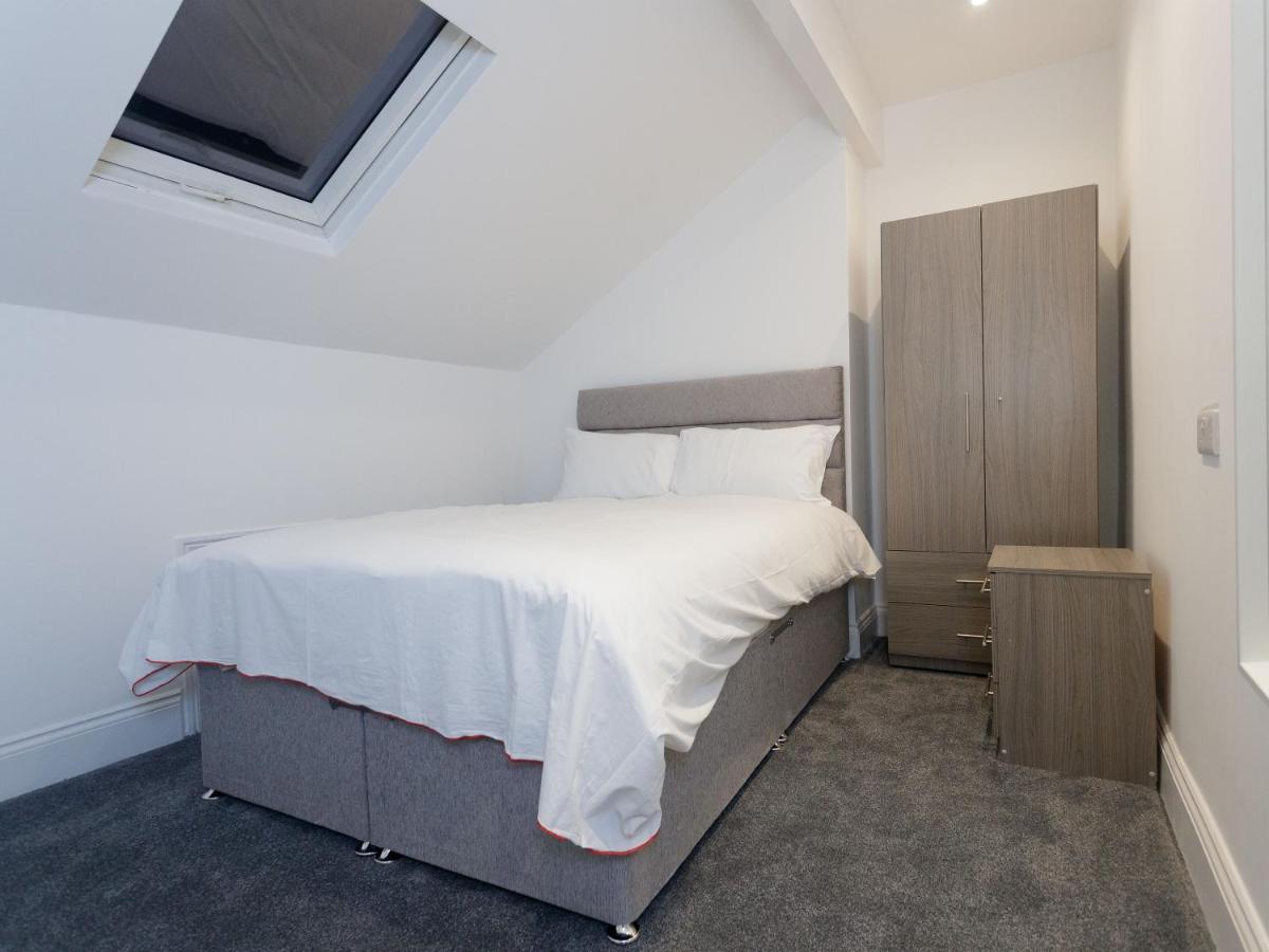 Hillcrest Residence - Housity
