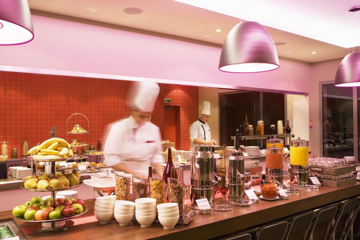 Nourriture dans l'hôtel ou à proximité