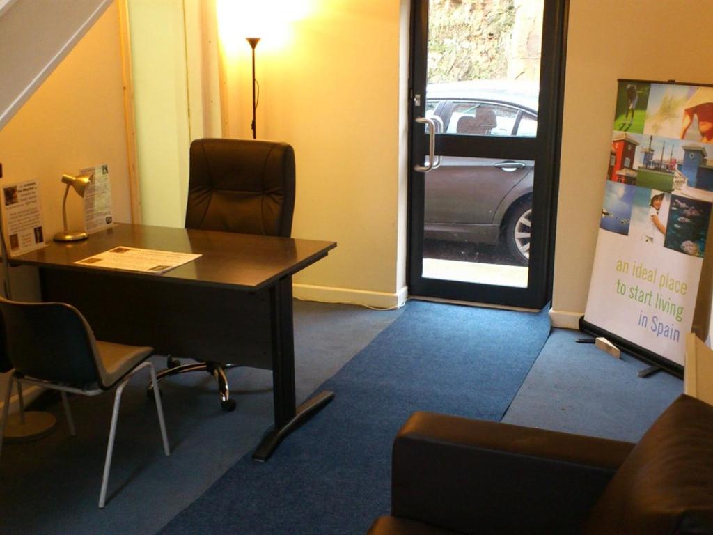 Your Travel Stop at Craggside - Housity