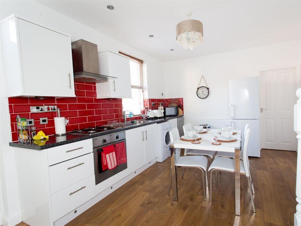 Luxurious Serviced Apartments - Hizvo