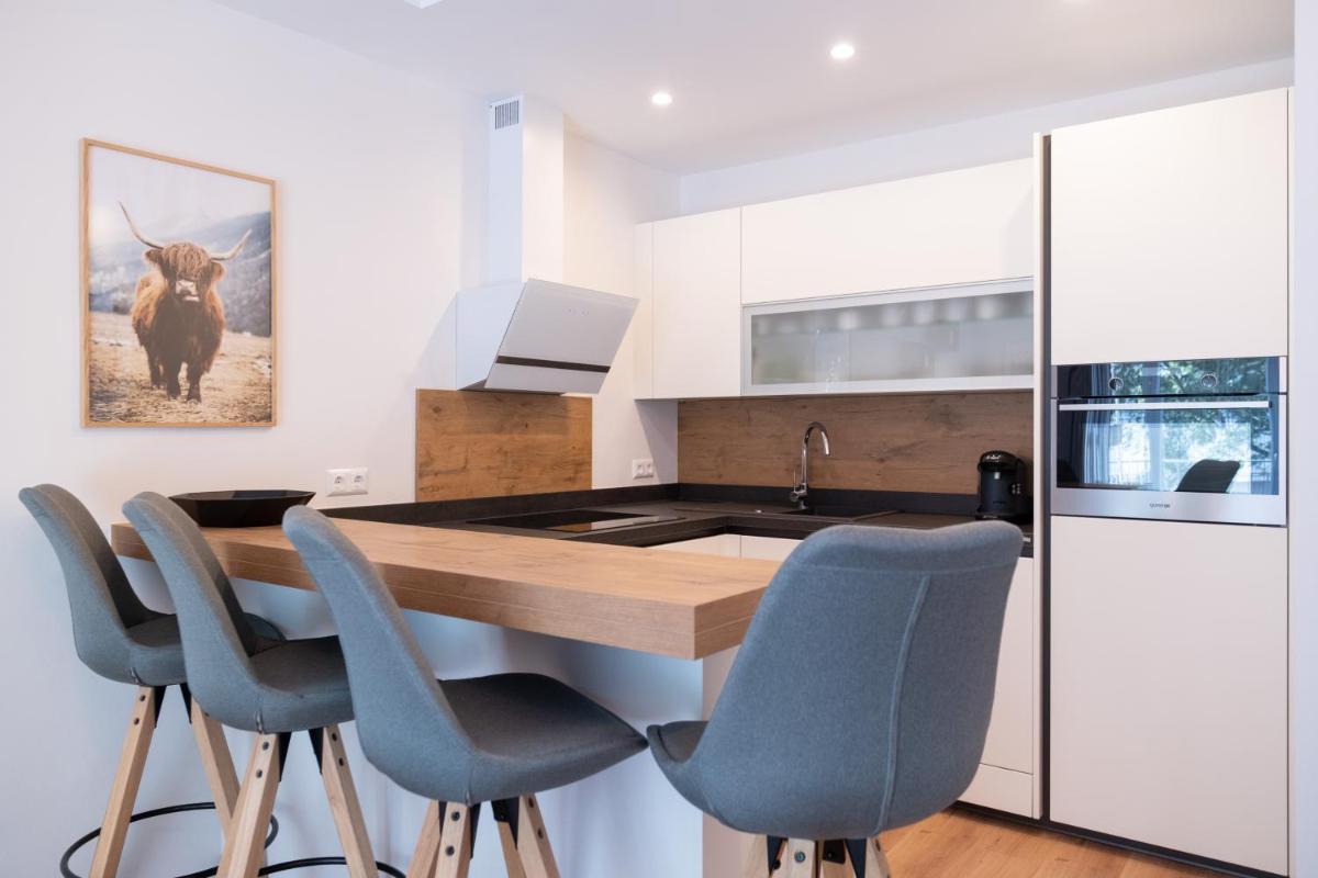 MH Living - 5 - Scandinavian Living Dream in Center - Hizvo