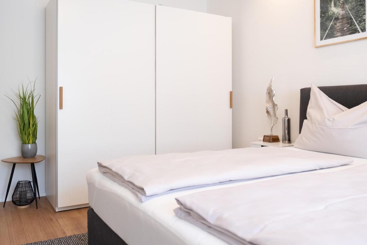MH Living - 5 - Scandinavian Living Dream in Center - Housity