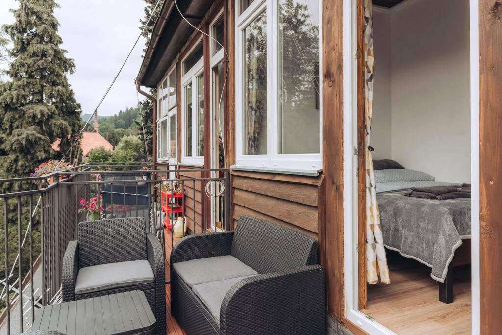 Duszniki-Zdrój Przytulny Apartament z Tarasem - Housity