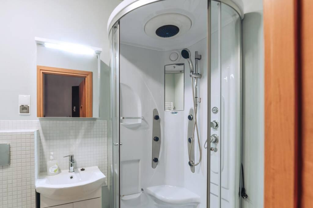 Duszniki-Zdrój Przytulny Apartament z Tarasem - Housity