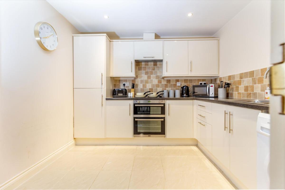 Host & Stay - Hillbrook House Apartment - Housity