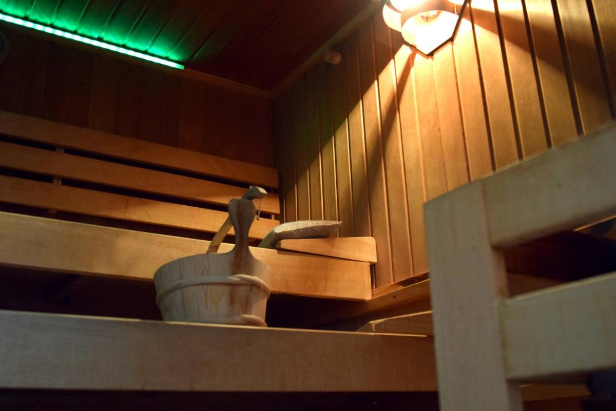 Hotel Gasthof Zum Löwen - Housity