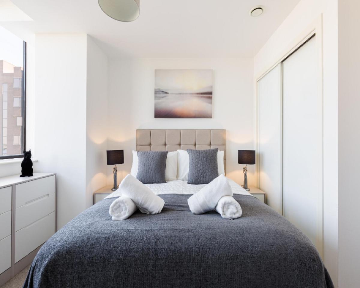 KCS Luxury Apartment - Broad Street Birmingham - Housity