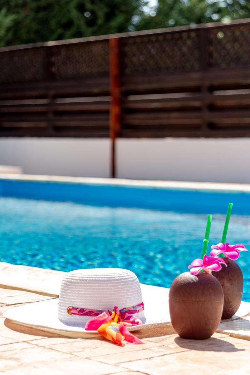 Villa Willow Mandali by Ezoria Villas - Housity