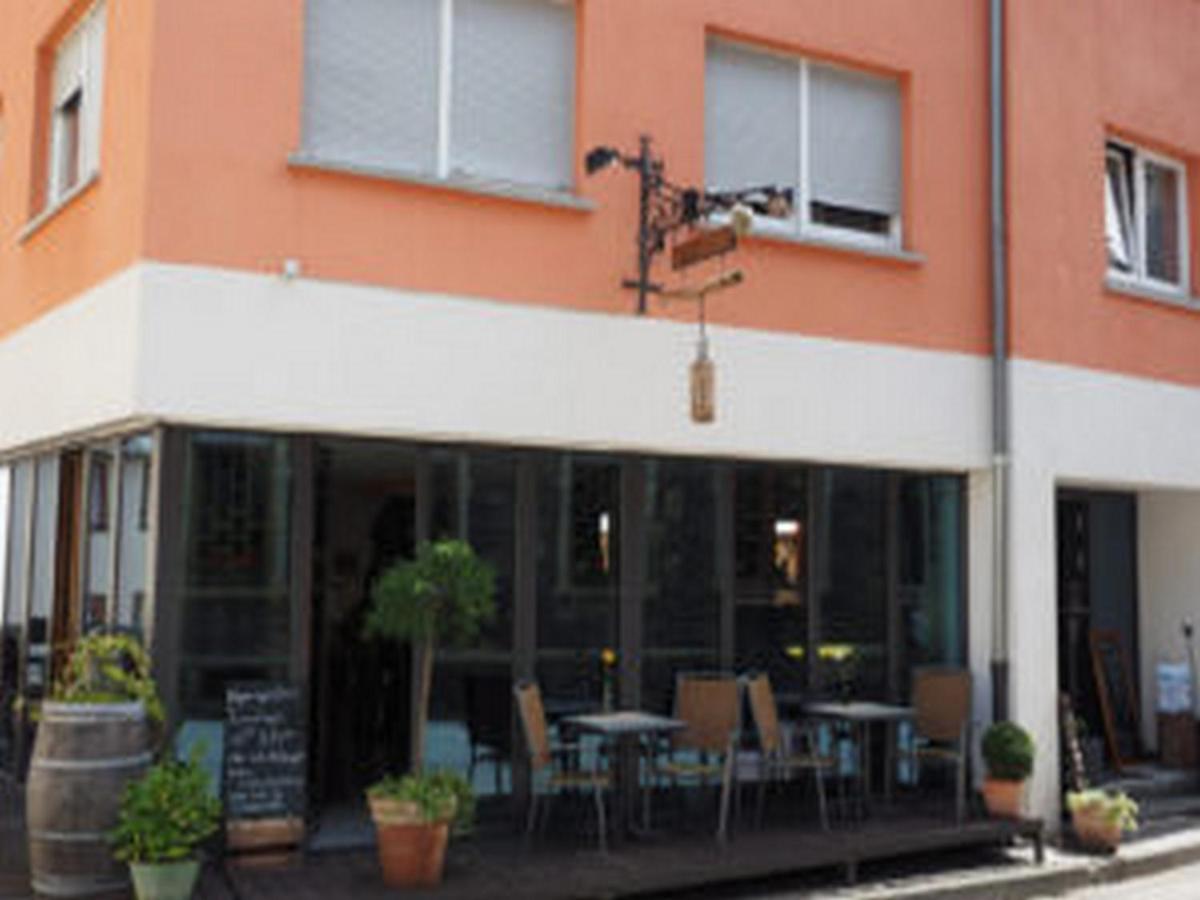 Weincafé Korkenzieher - Housity