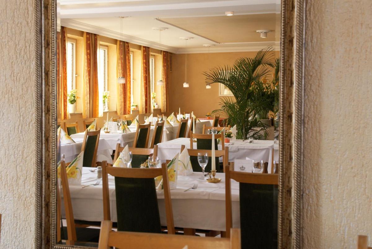 Hotel Regina - Housity