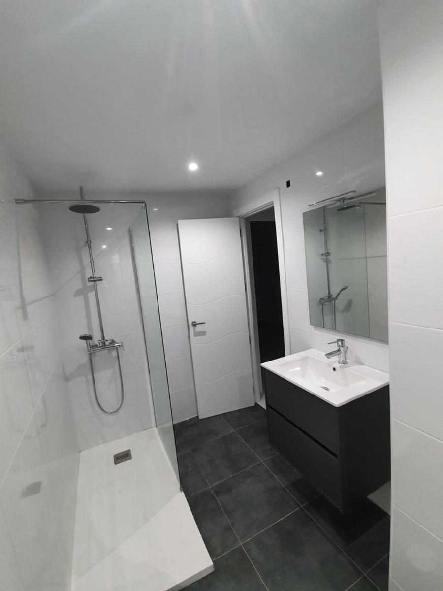 Sea View Apartment Near Estepona Port - Hizvo