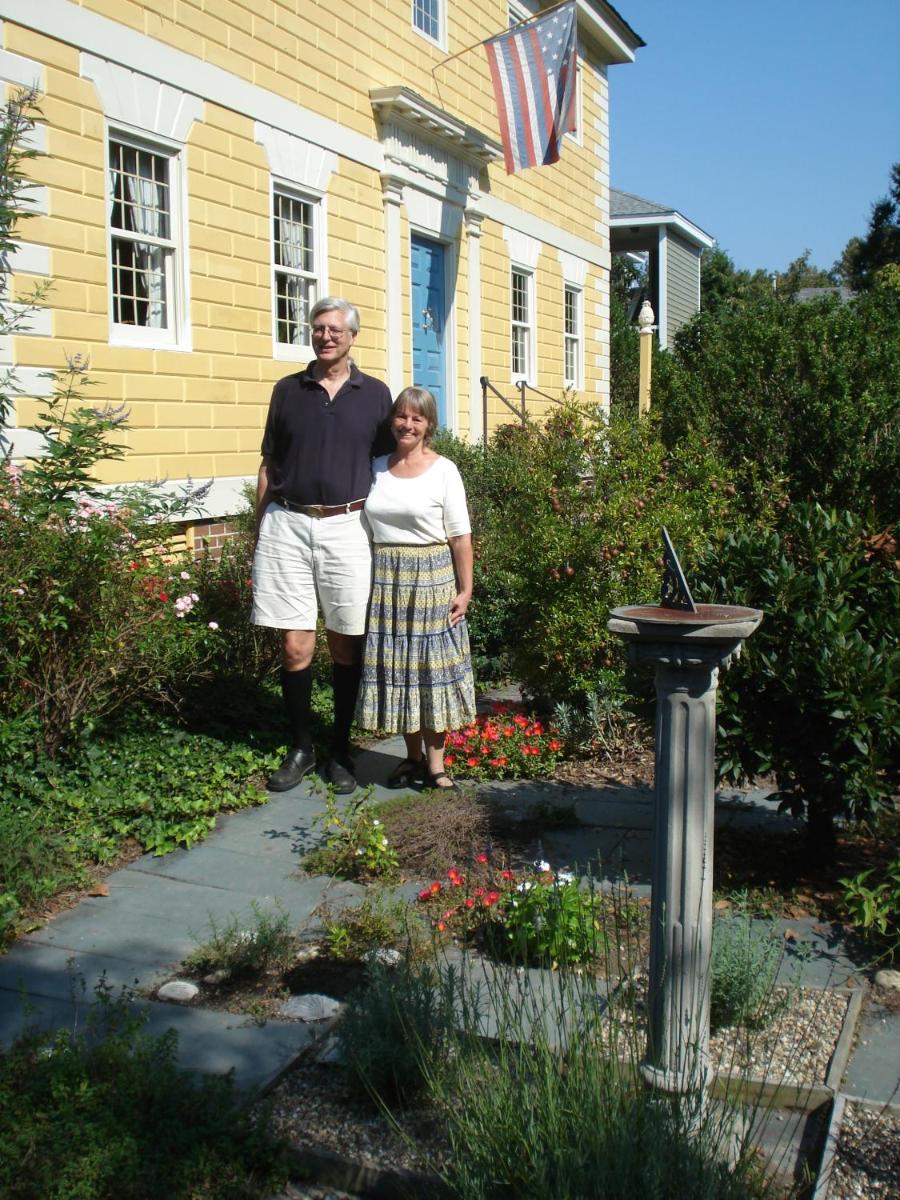 Newport House Bed & Breakfast - Housity