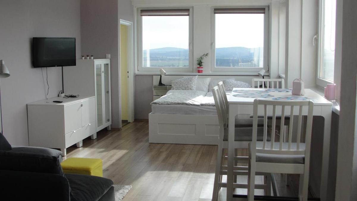 Horizont Veszprém - Housity